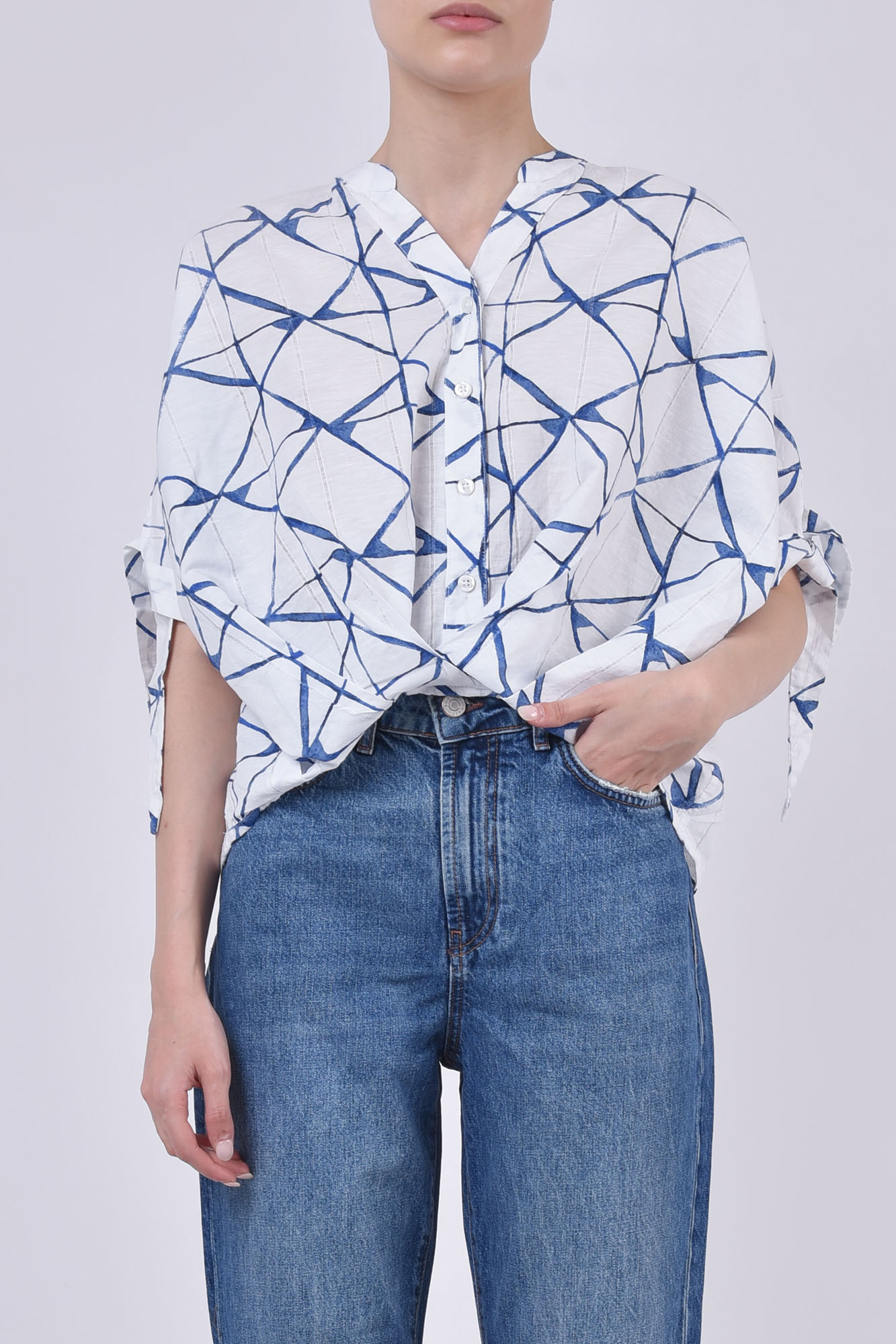 بلوز آستین کوتاه طرحدار