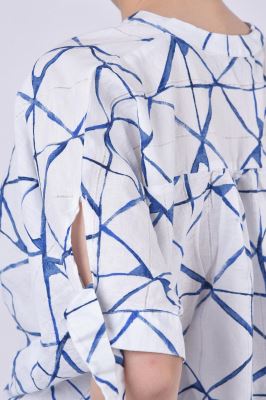 بلوز آستین کوتاه طرحدار