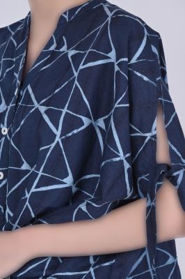 بلوز آستین کوتاه طرحدار