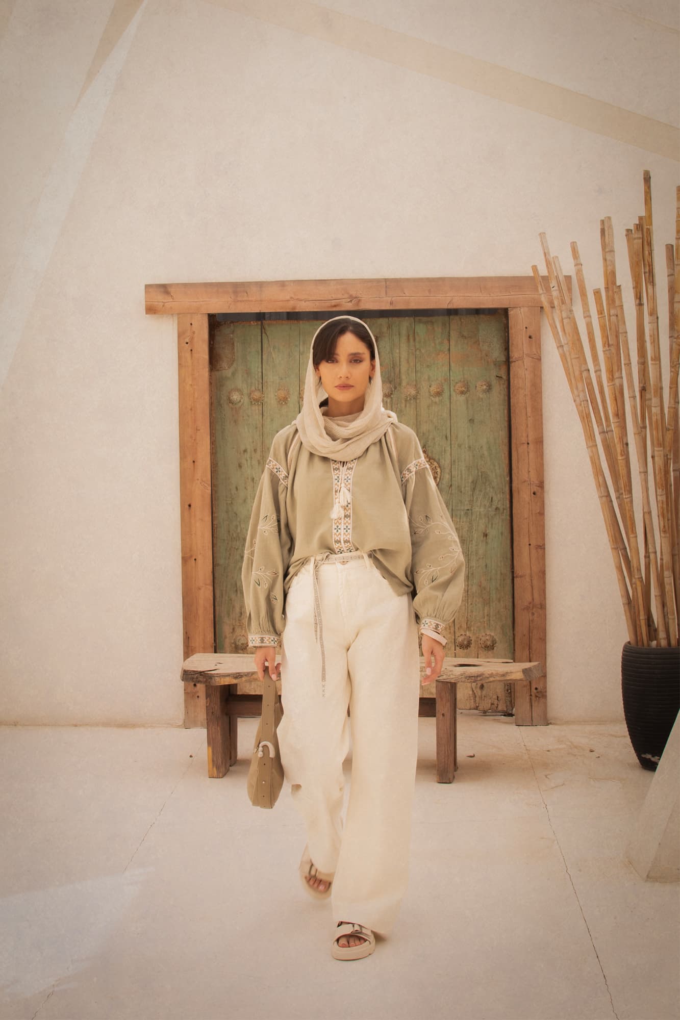 بلوز آستین بلند گلدوزی