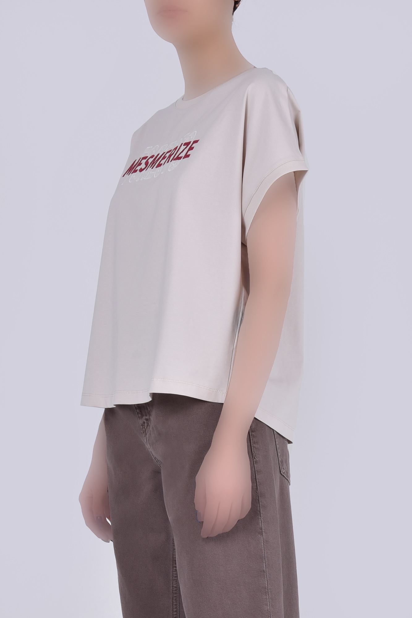 تیشرت آستین کوتاه گلدوزی