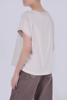 تیشرت آستین کوتاه گلدوزی