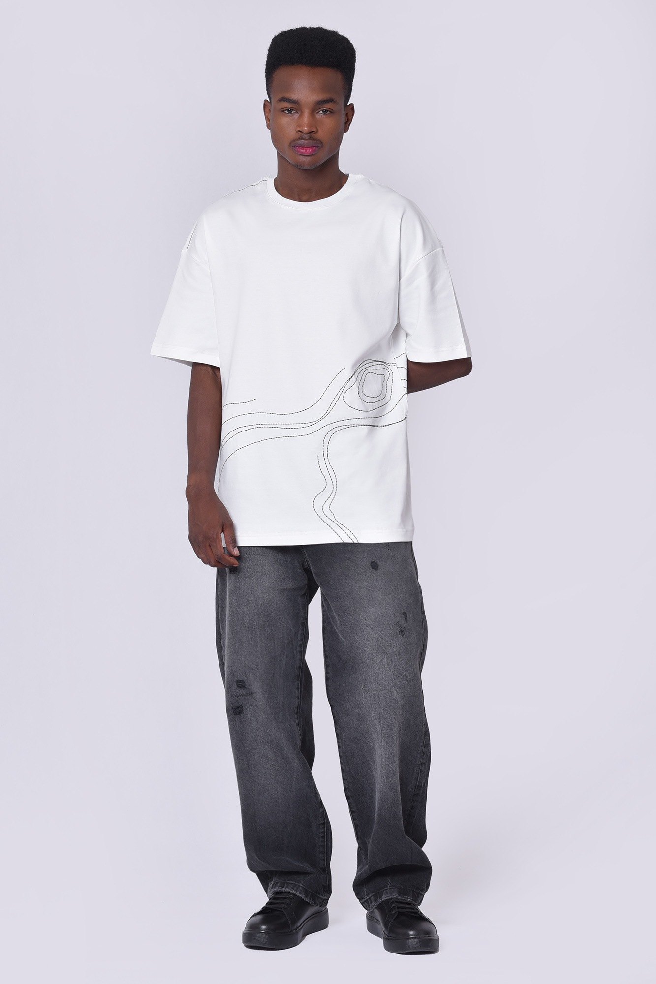 تیشرت آستین کوتاه گلدوزی