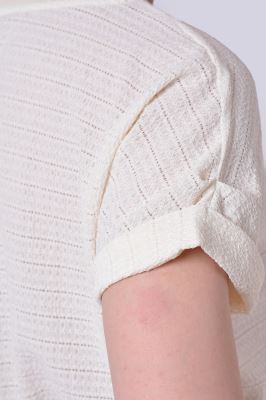 تیشرت آستین کوتاه طرحدار