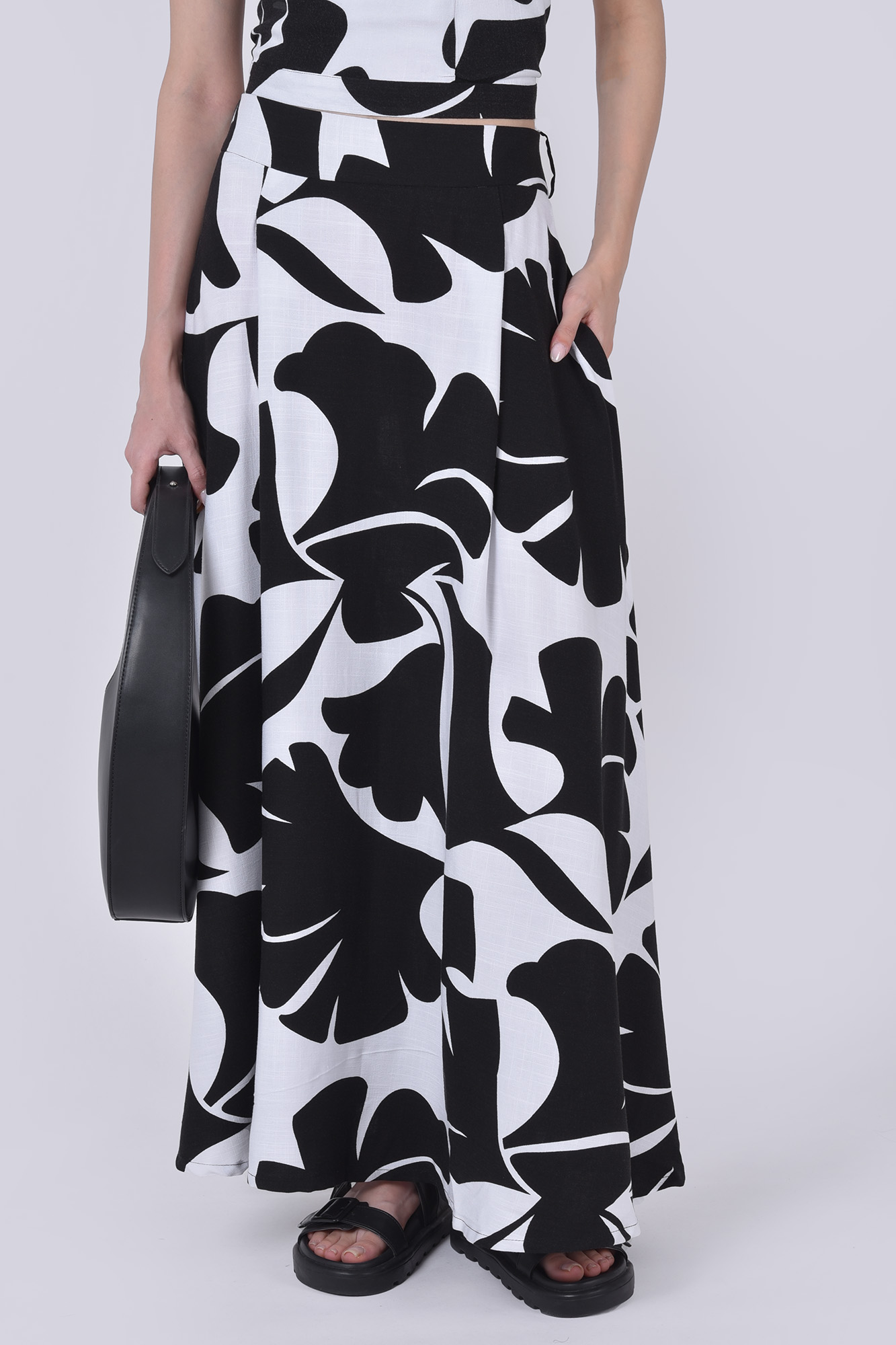 دامن بلند طرحدار