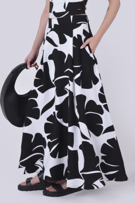 دامن بلند طرحدار