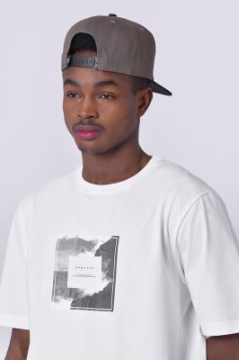 تیشرت آستین کوتاه چاپی