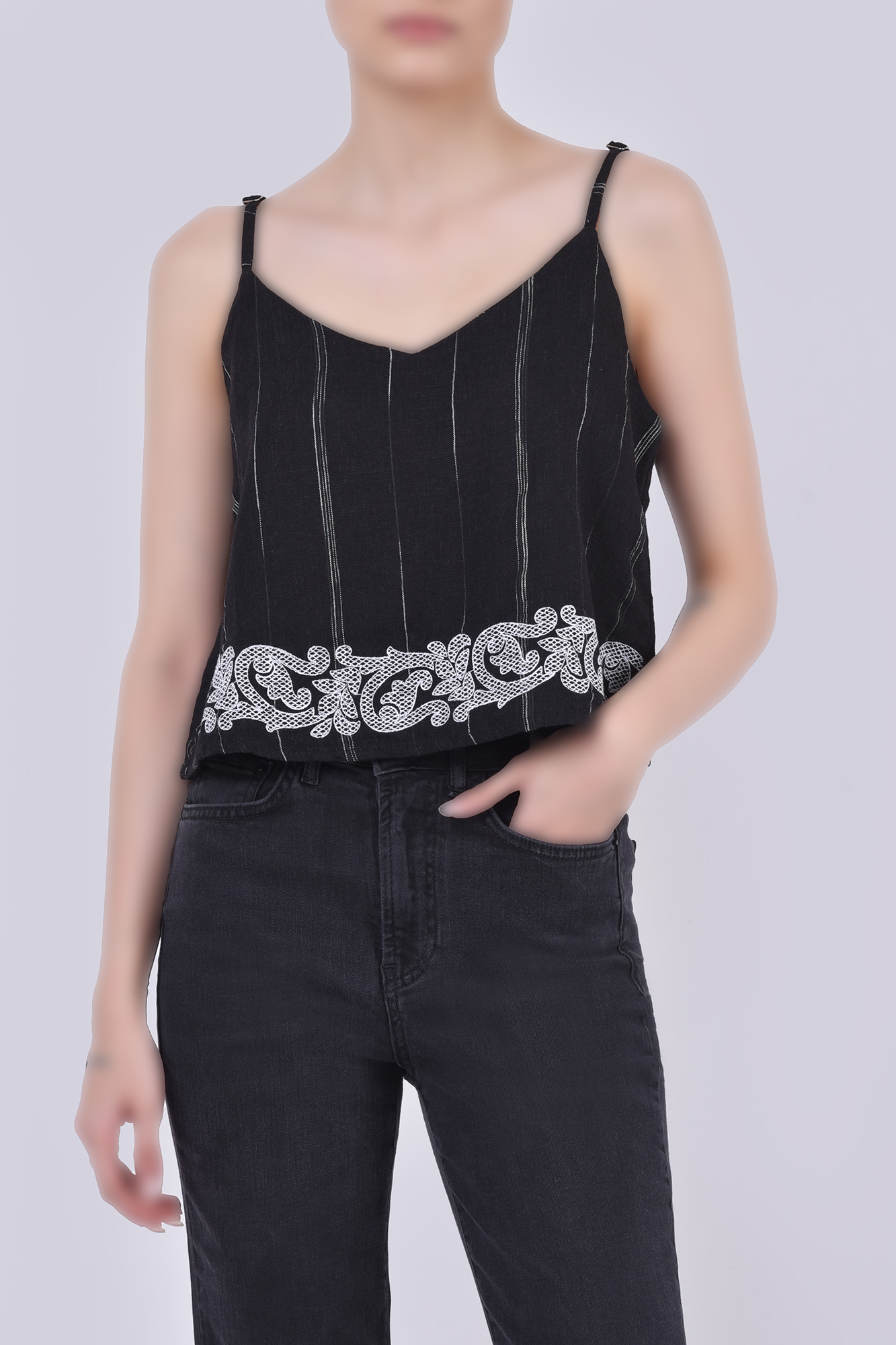 تاپ پیراهنی گلدوزی