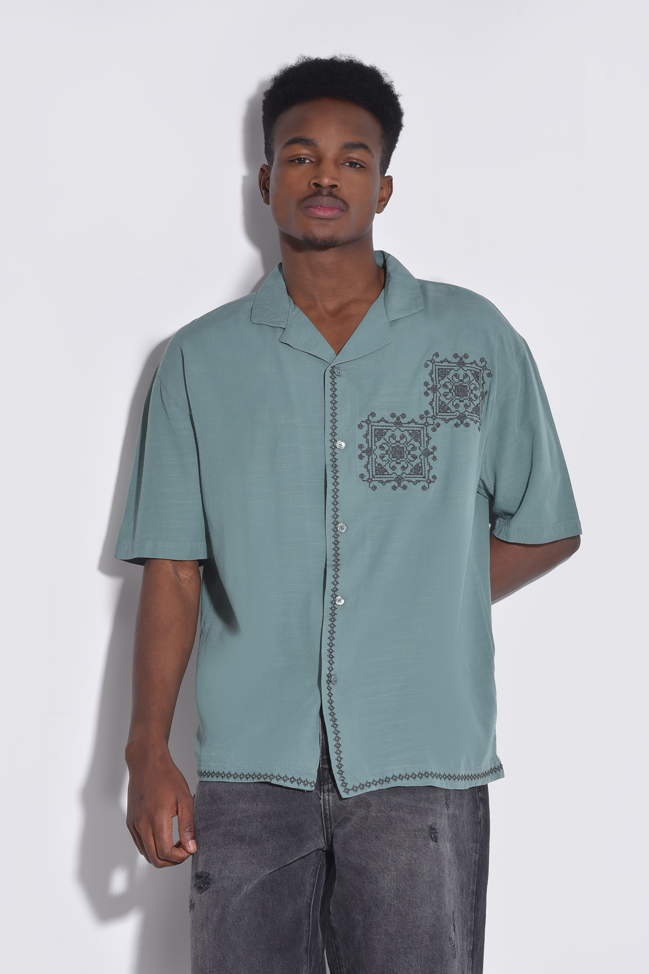 پیراهن آستین کوتاه گلدوزی