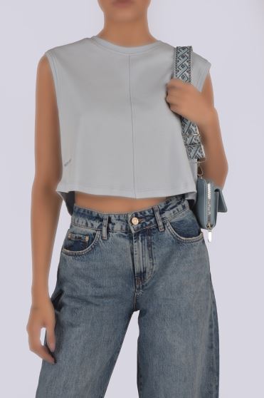 تاپ تیشرتی گلدوزی زنانه