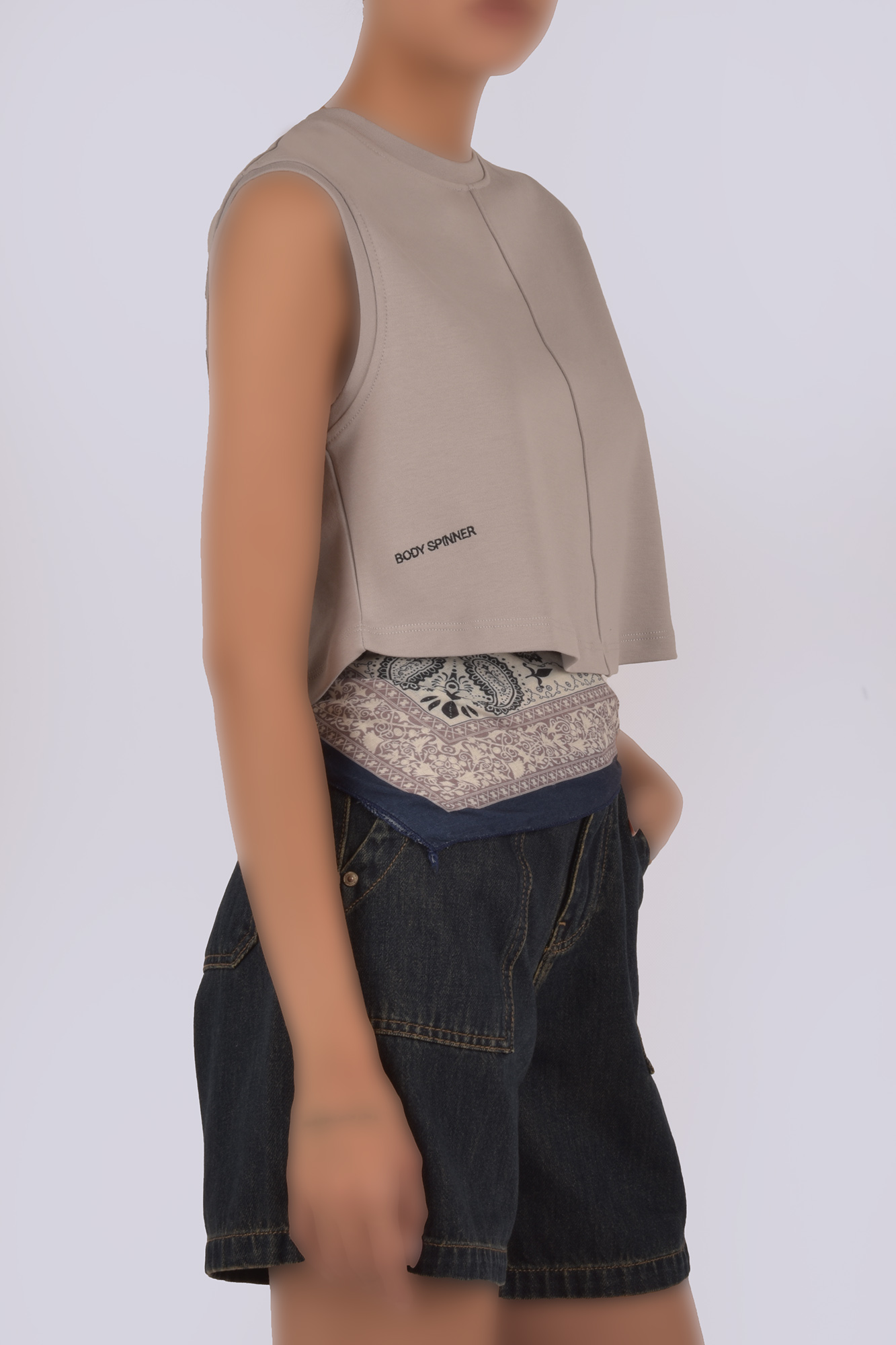 تاپ تیشرتی گلدوزی زنانه