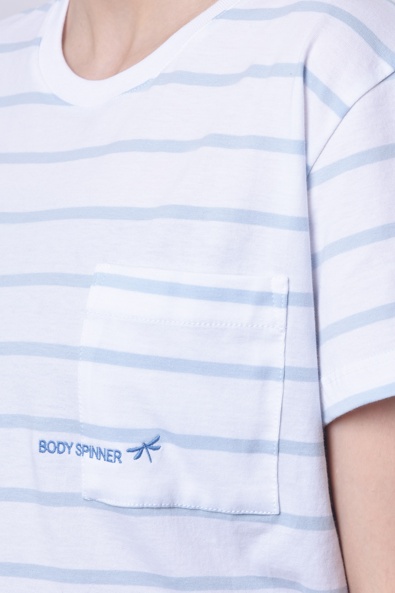 تیشرت آستین کوتاه گلدوزی