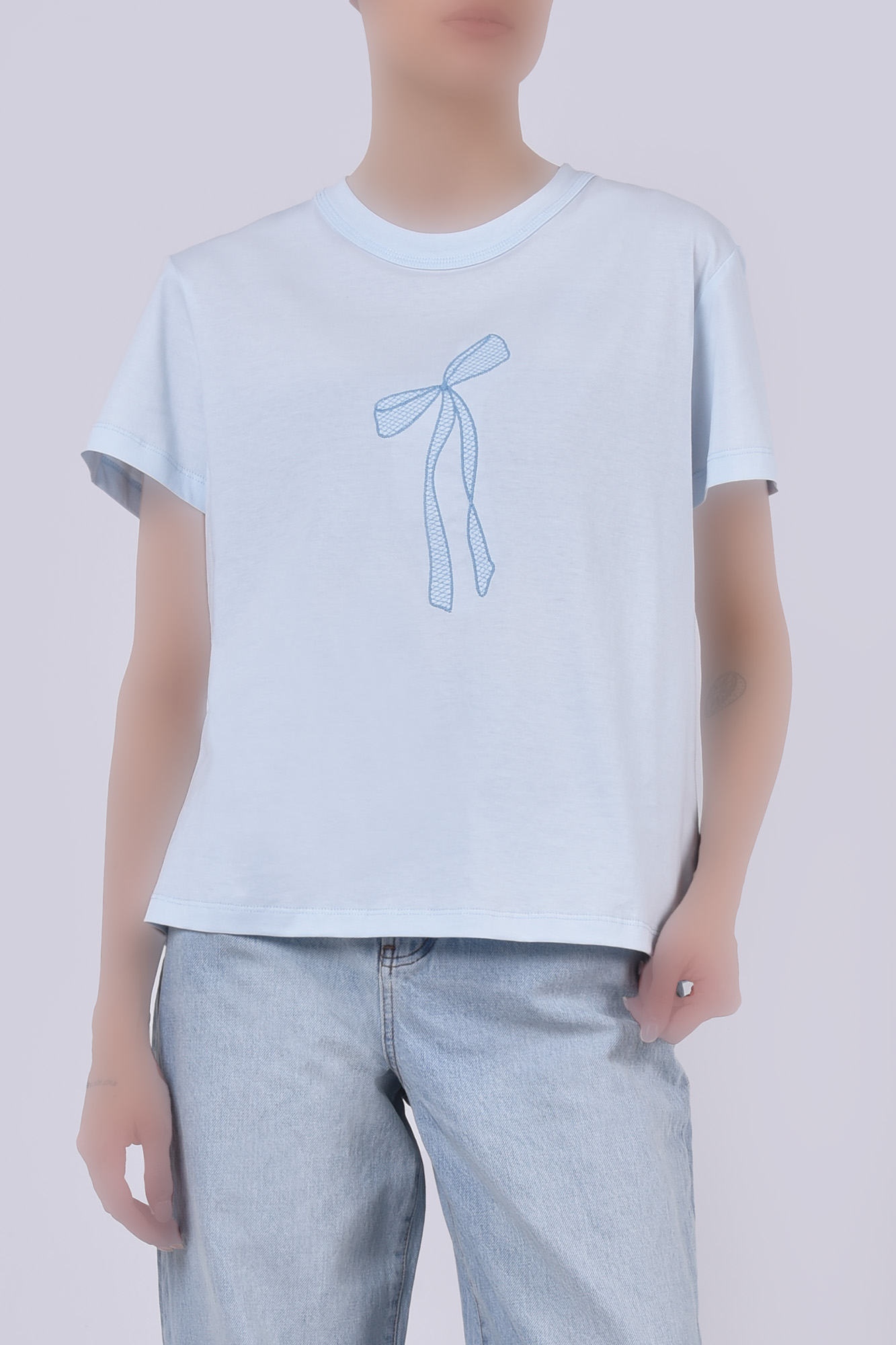 تیشرت آستین کوتاه گلدوزی