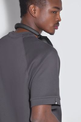 تیشرت آستین کوتاه گلدوزی