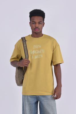 تیشرت آستین کوتاه چاپ و گلدوزی