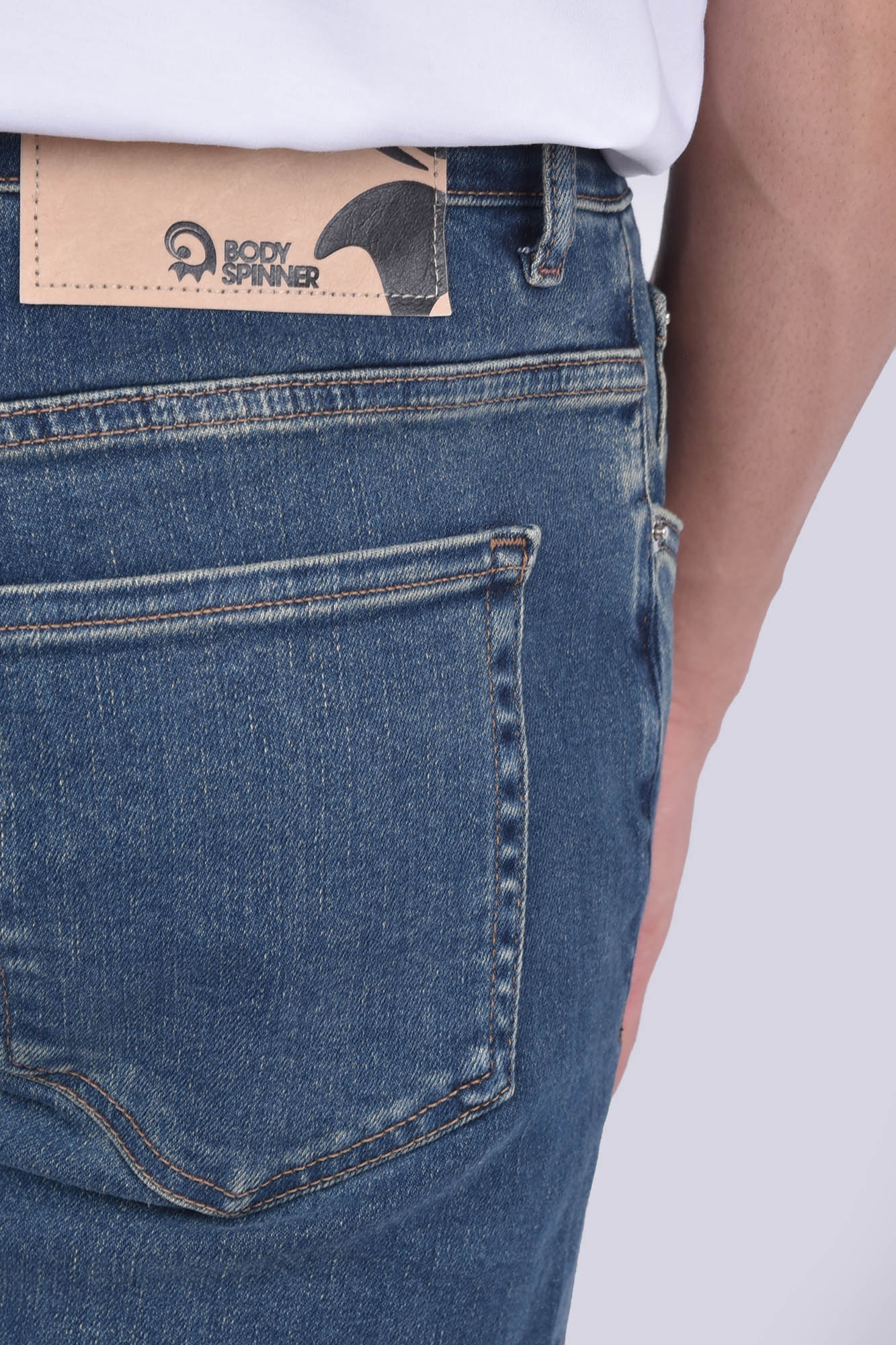 شلوار جین اسلیم