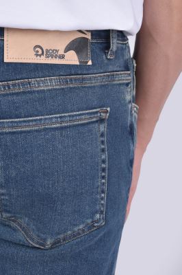 شلوار جین اسلیم