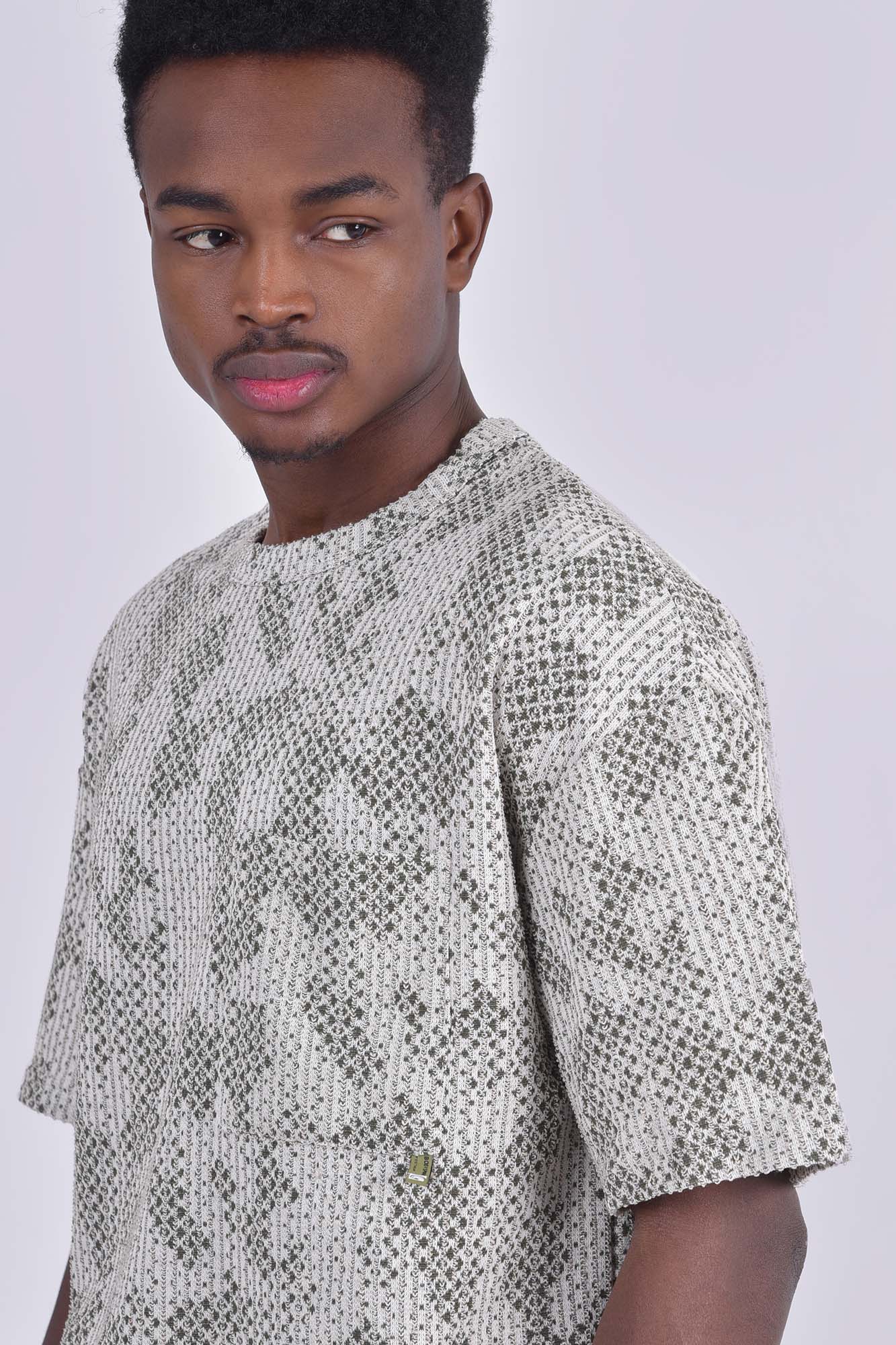 تیشرت آستین کوتاه طرحدار