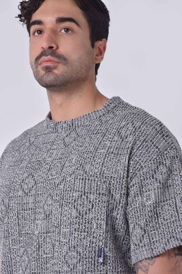 تیشرت آستین کوتاه طرحدار