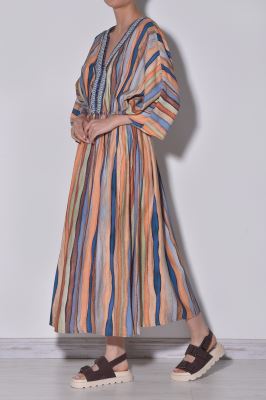 پیراهن زنانه بلند طرحدار