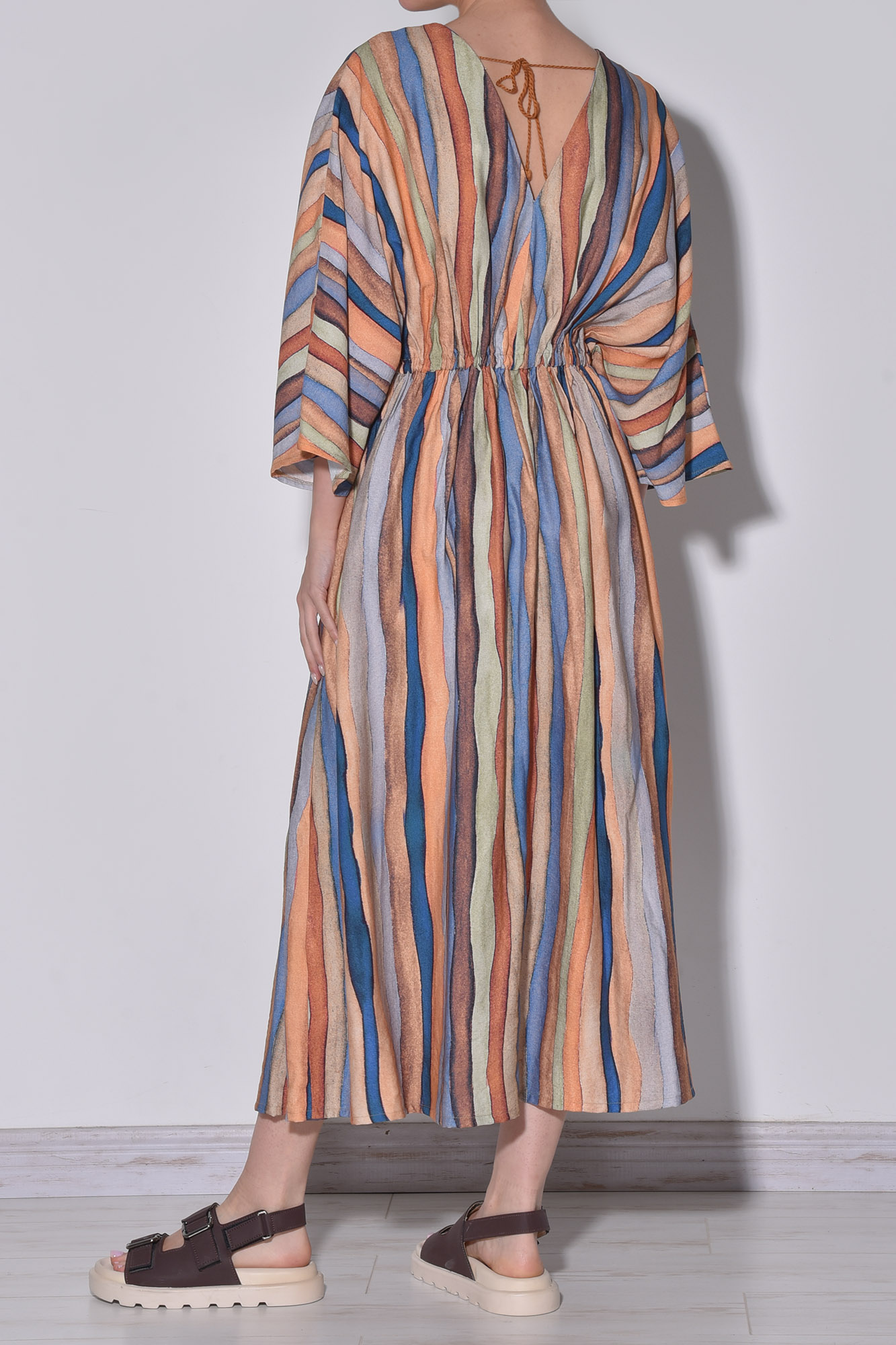 پیراهن زنانه بلند طرحدار