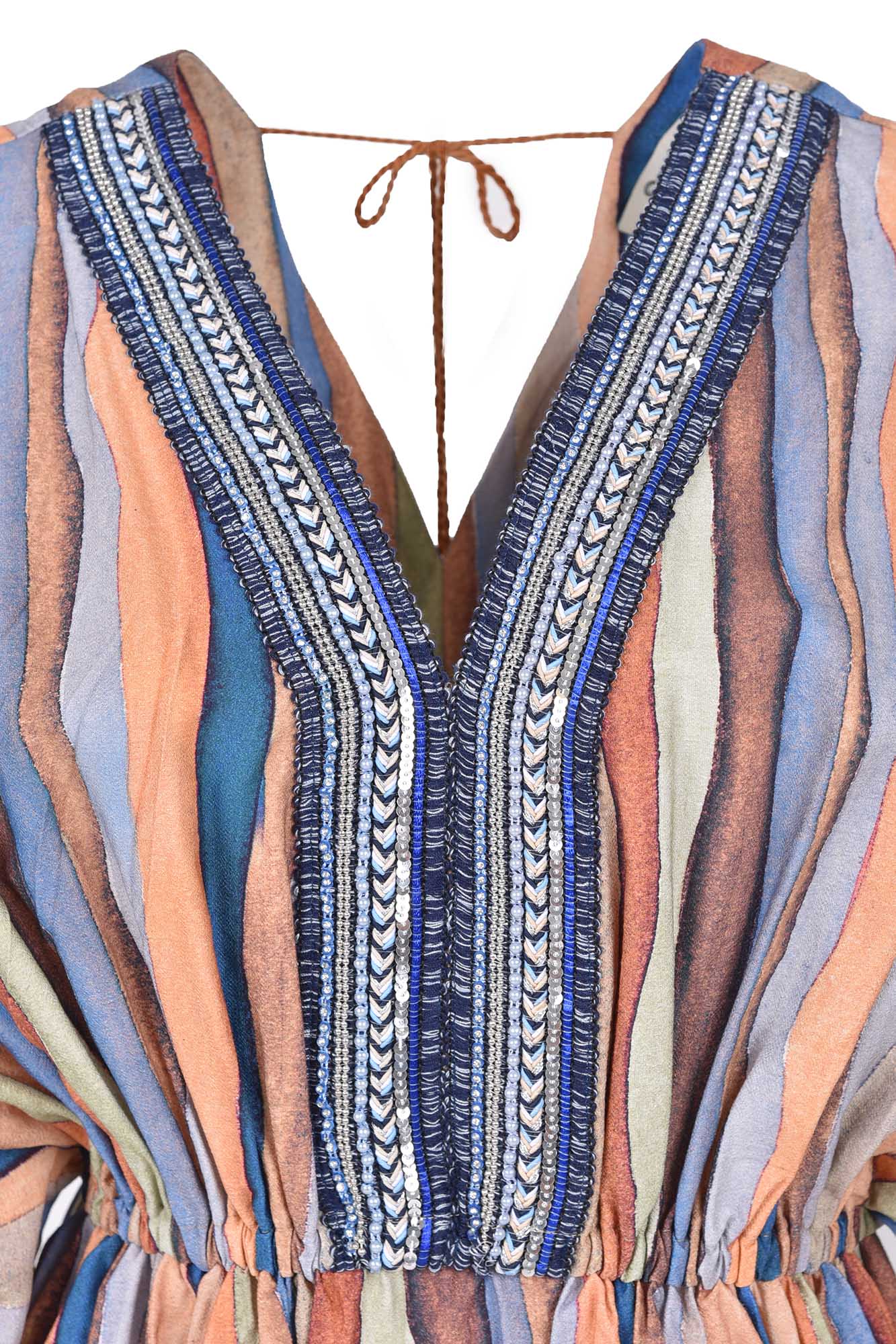 پیراهن زنانه بلند طرحدار