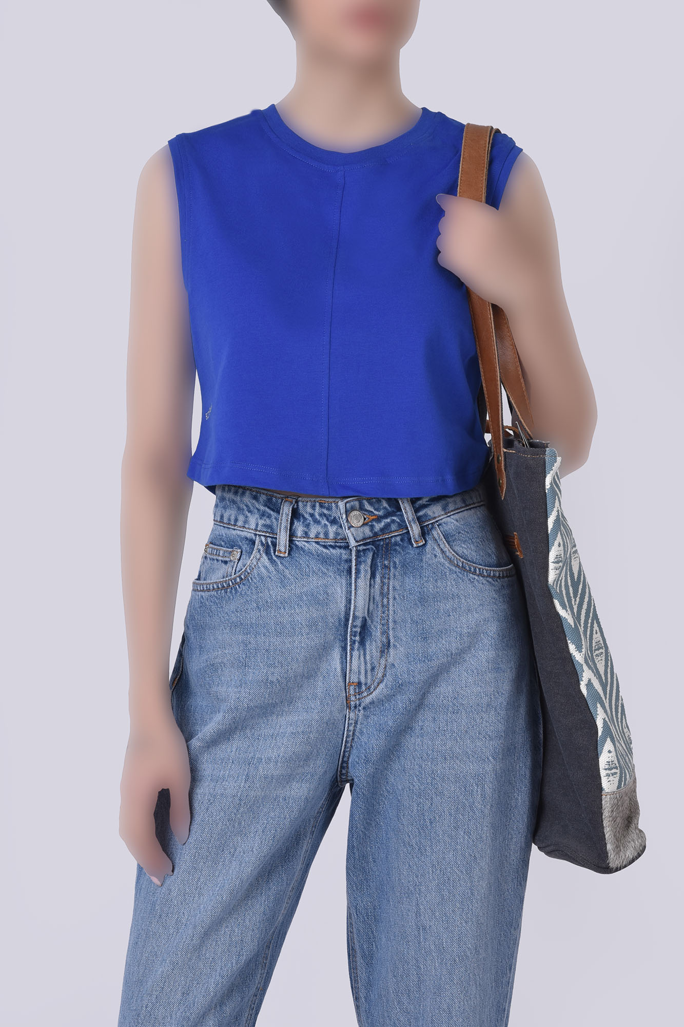 تاپ تیشرتی گلدوزی زنانه