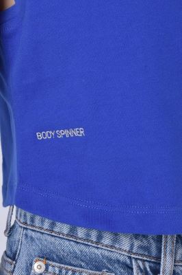 تاپ تیشرتی گلدوزی زنانه