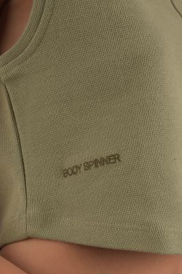 تاپ تیشرتی گلدوزی زنانه