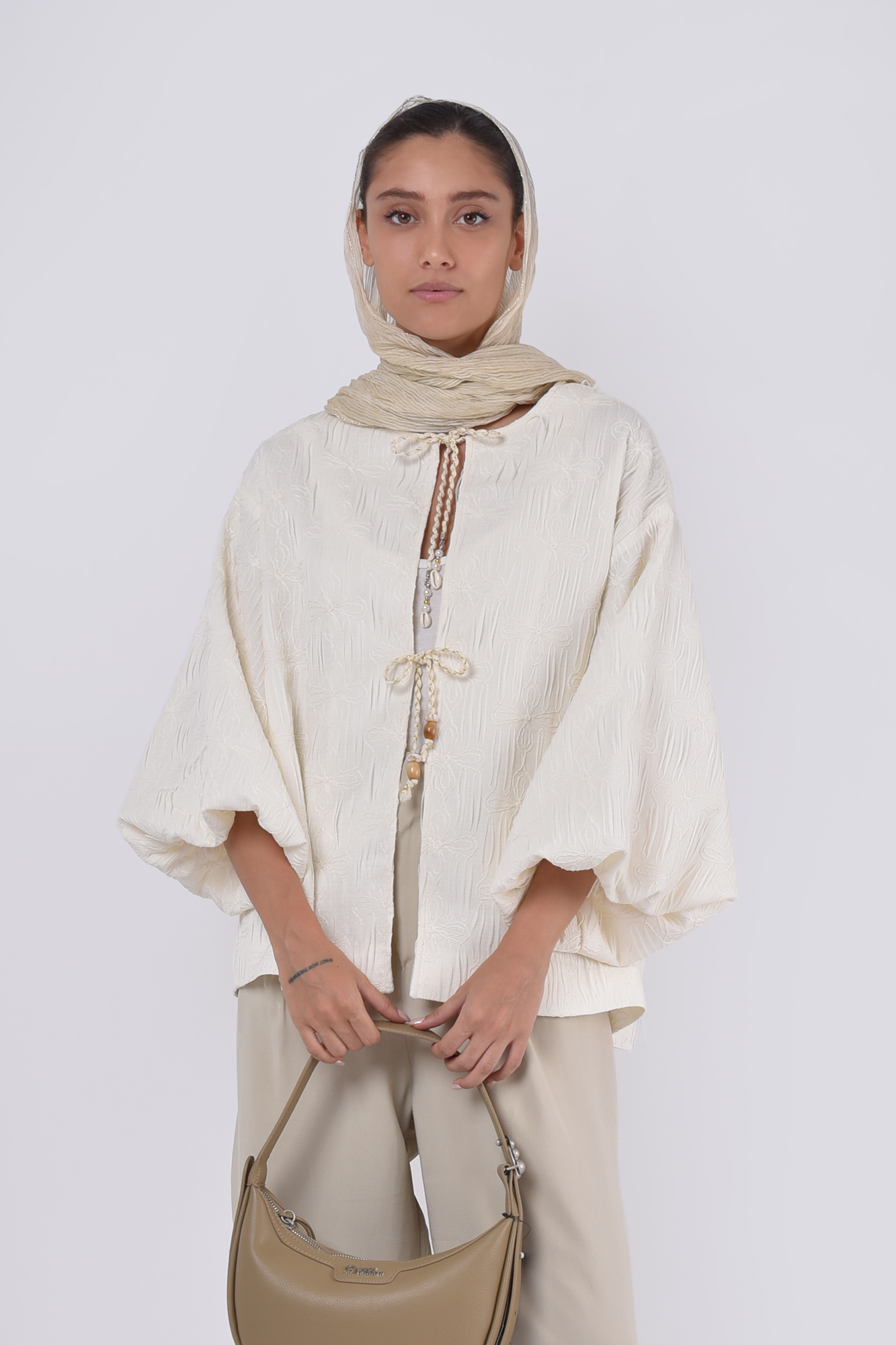 مانتو طرحدار