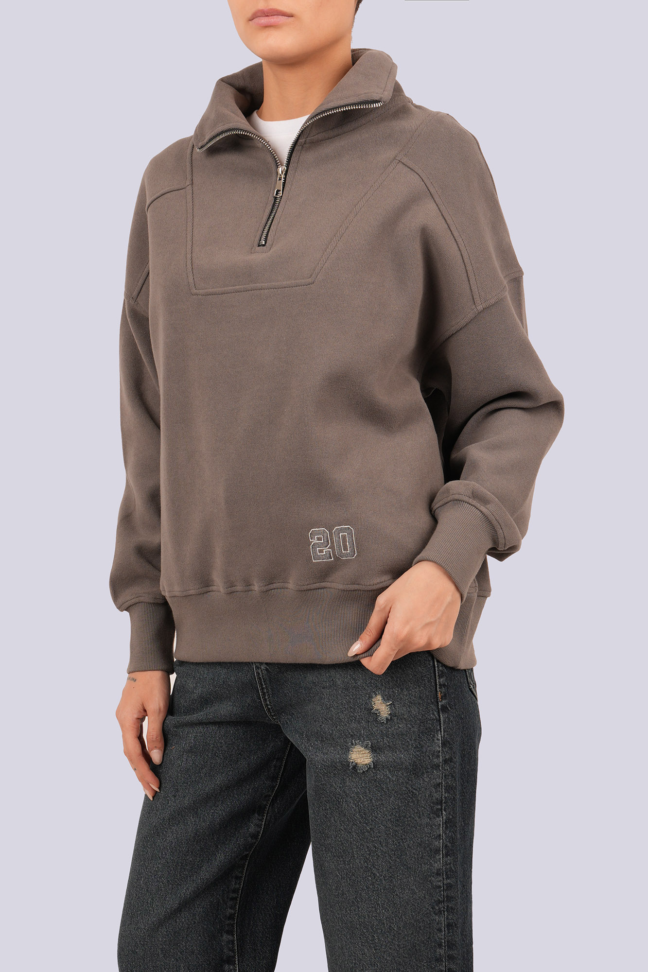 سوئیشرت نیم زیپ گلدوزی