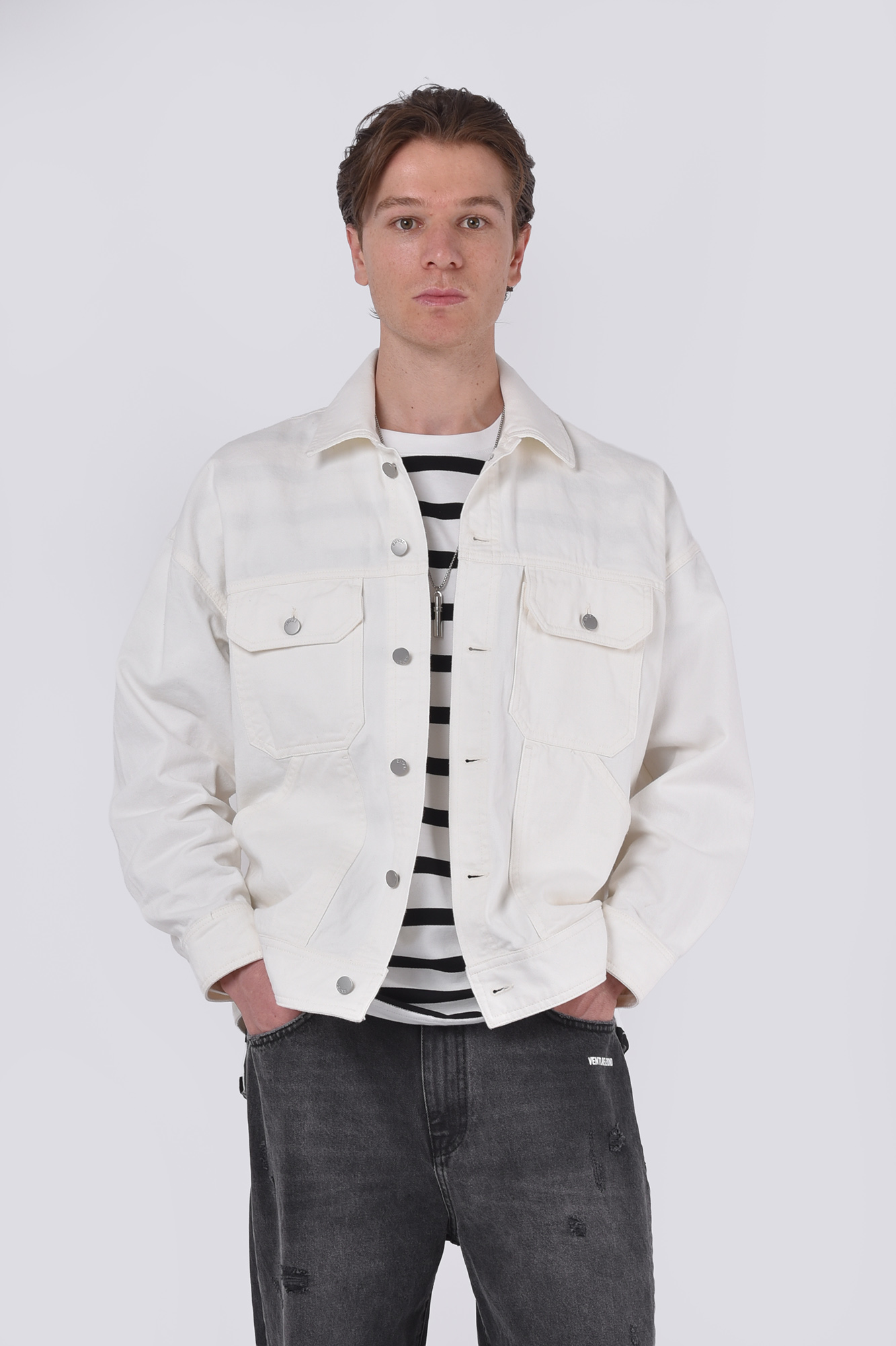 تیشرت آستین کوتاه راه راه