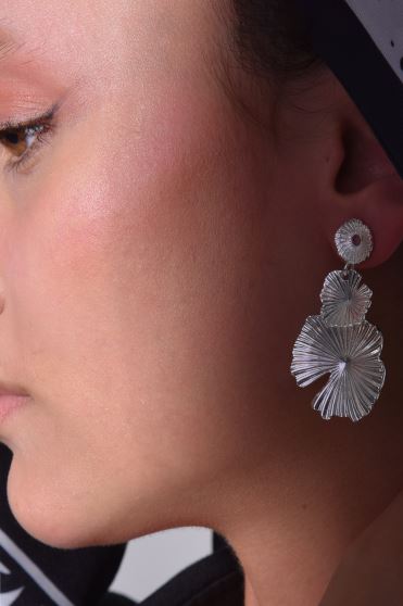 گوشواره فلزی