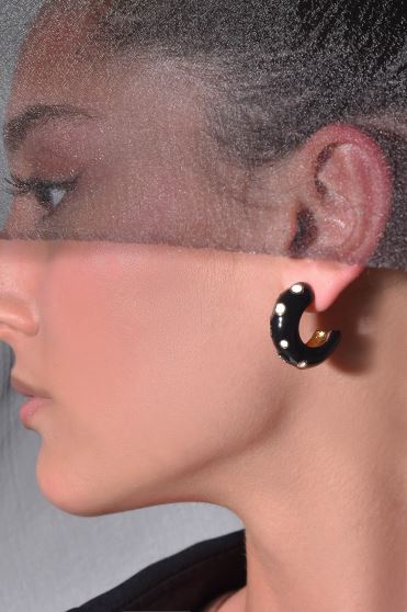 گوشواره فلزی