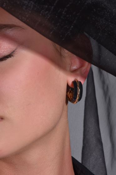 گوشواره فلزی