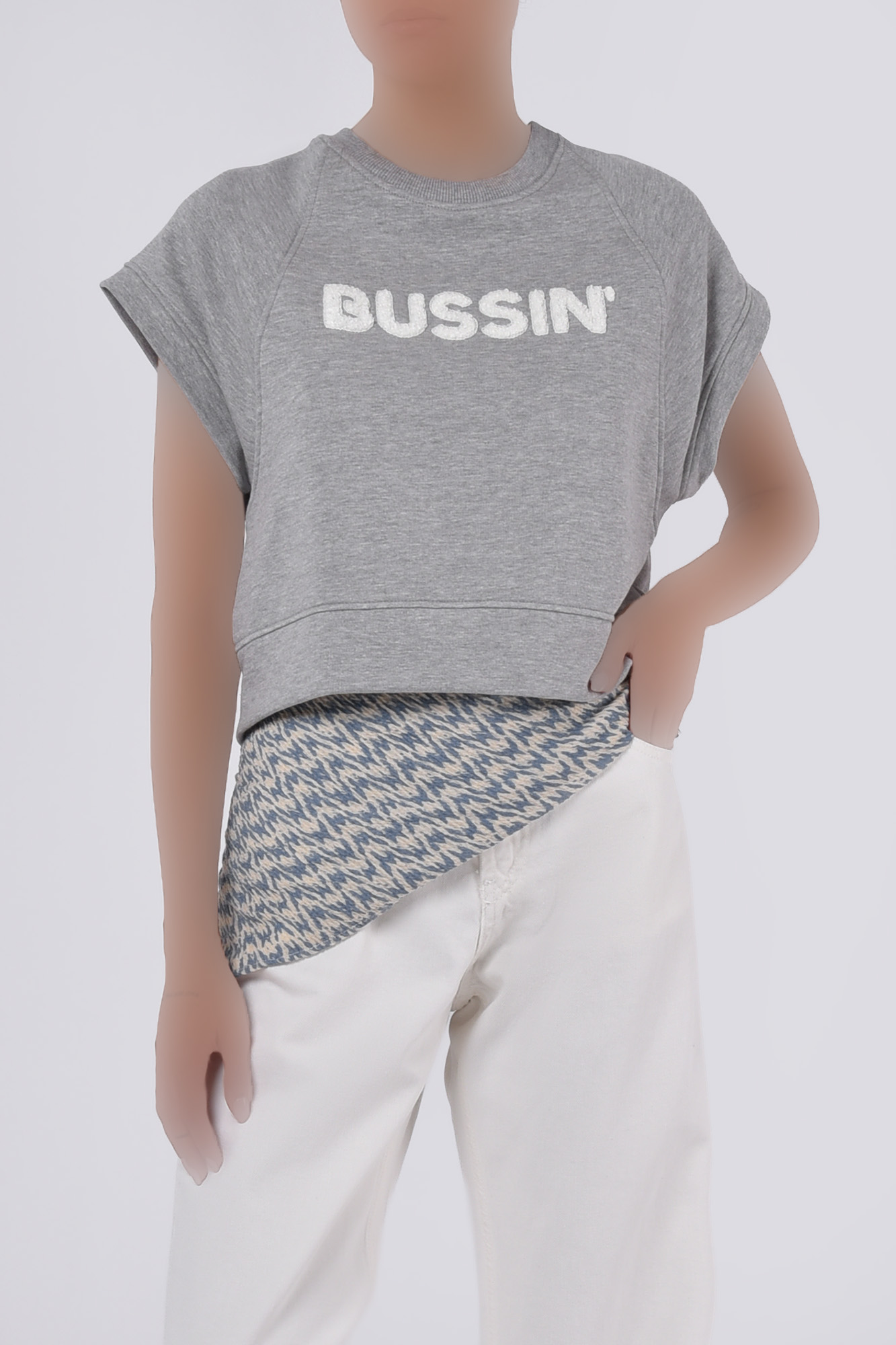 تاپ تیشرتی گلدوزی