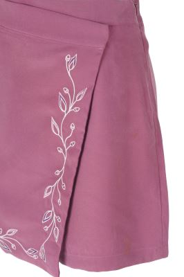 شلوارک پارچه ای گلدوزی