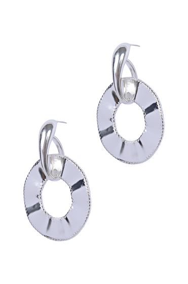 گوشواره فلزی