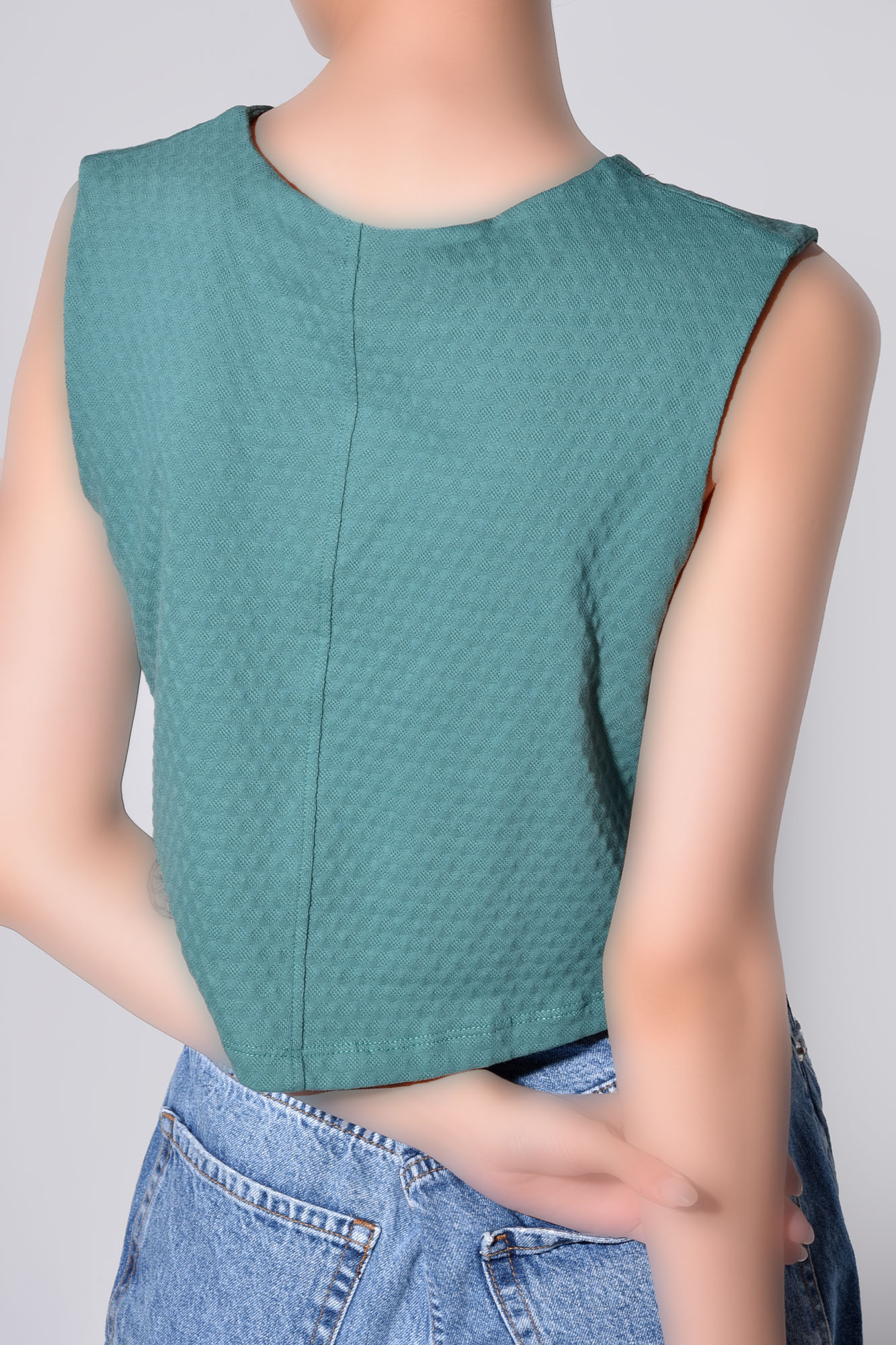 تاپ تیشرتی گلدوزی