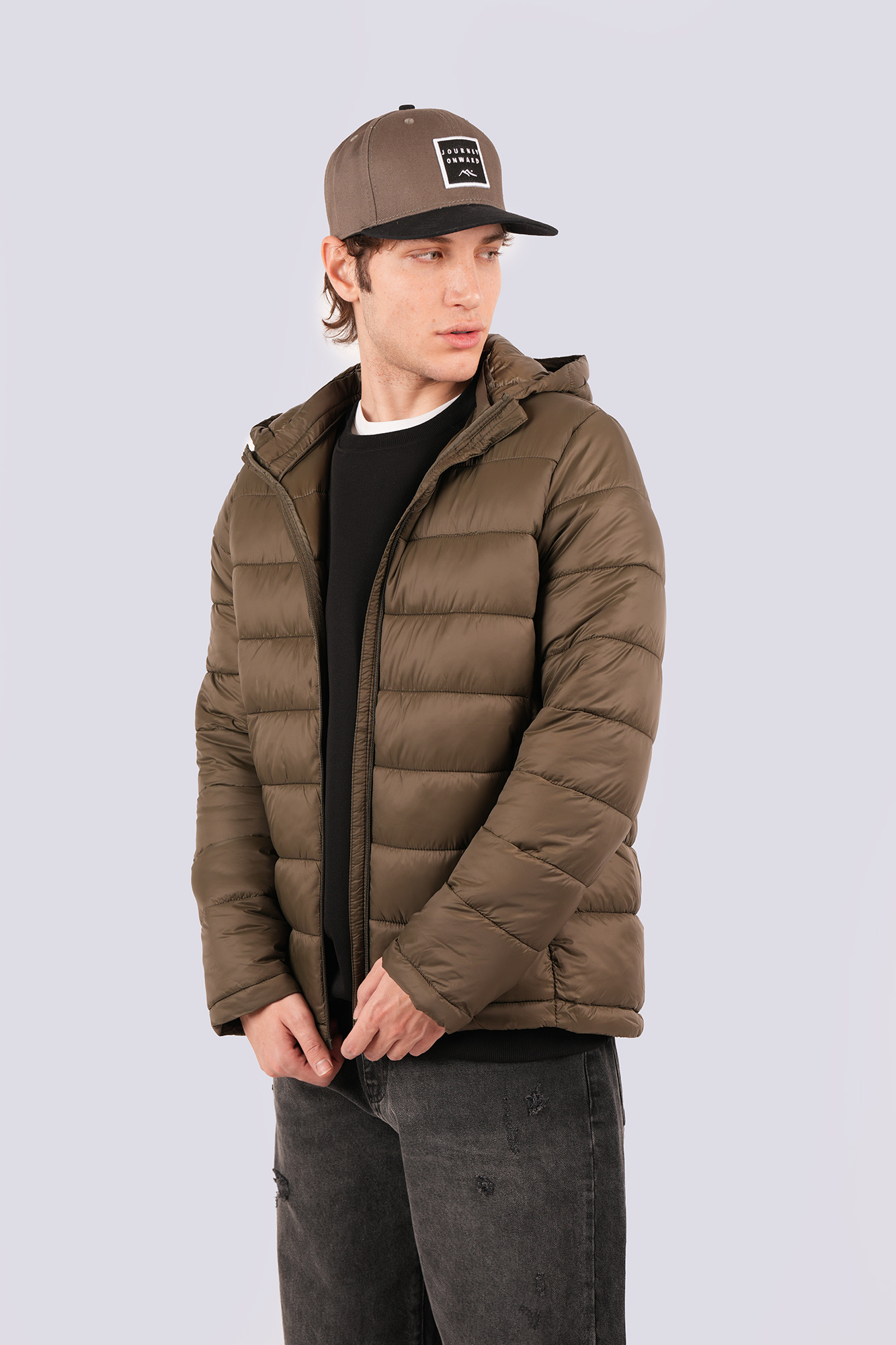 کاپشن کوتاه کلاهدار