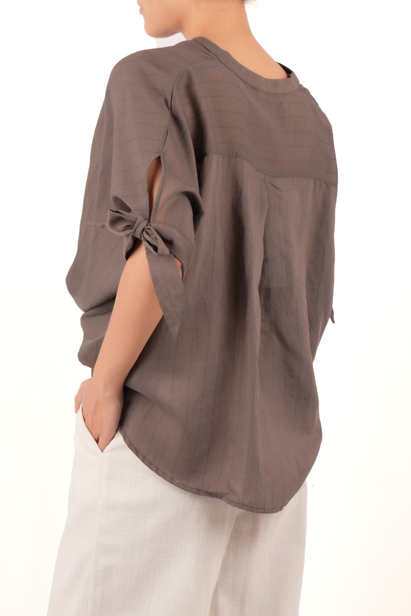 بلوز آستین کوتاه ساده