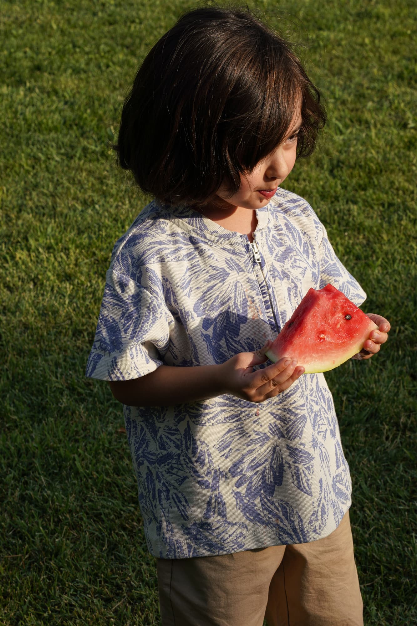 تیشرت آستین کوتاه طرحدار