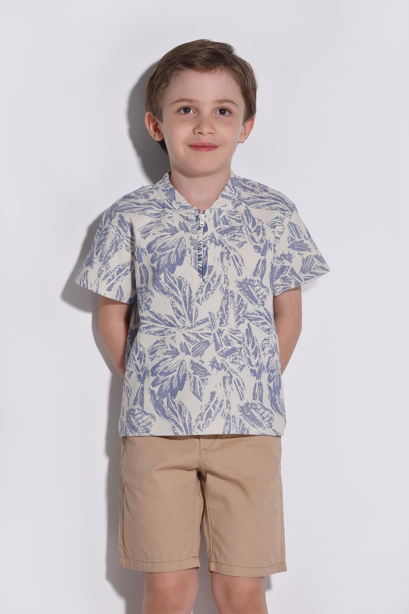 تیشرت آستین کوتاه طرحدار