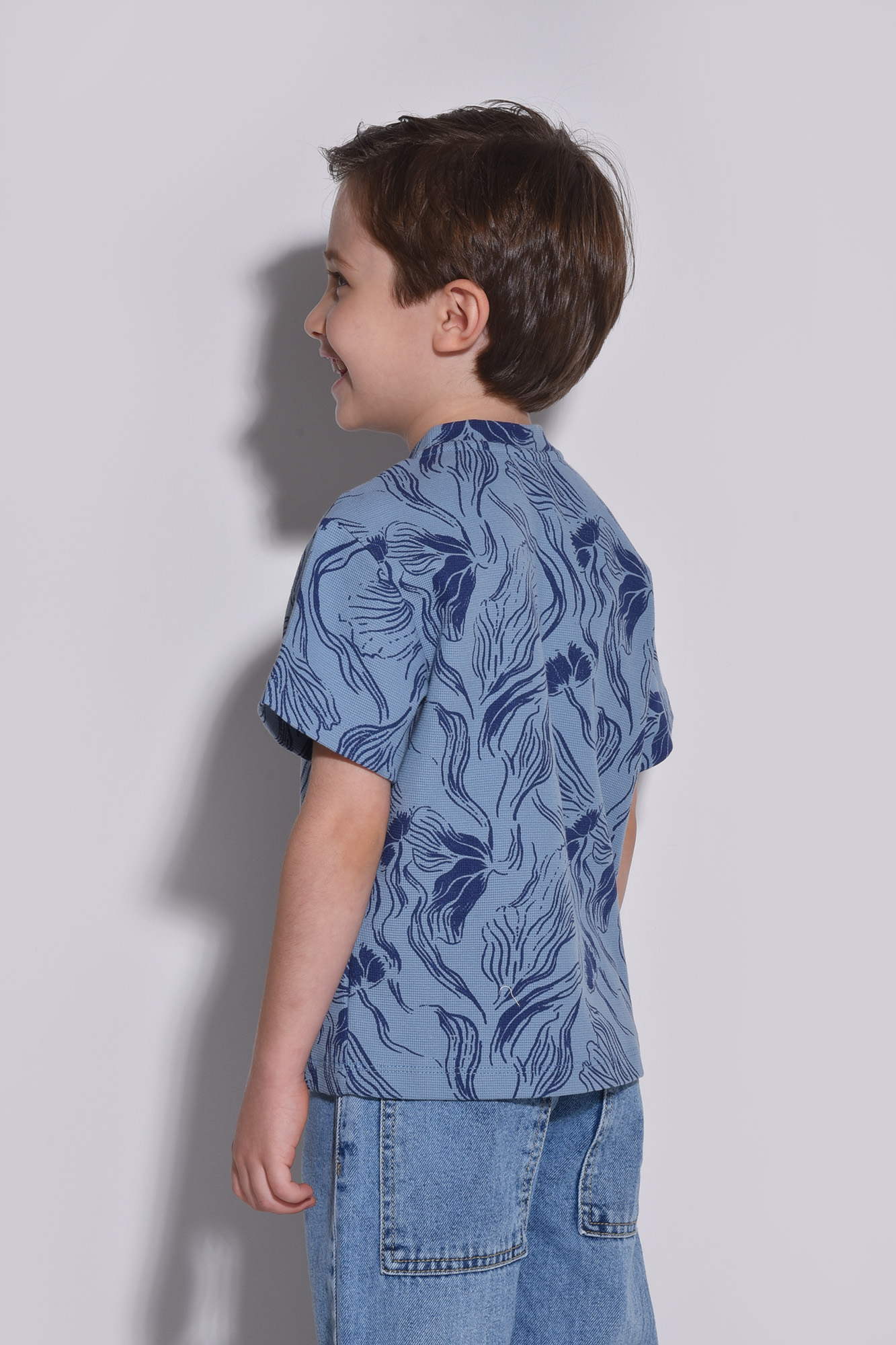 تیشرت آستین کوتاه طرحدار