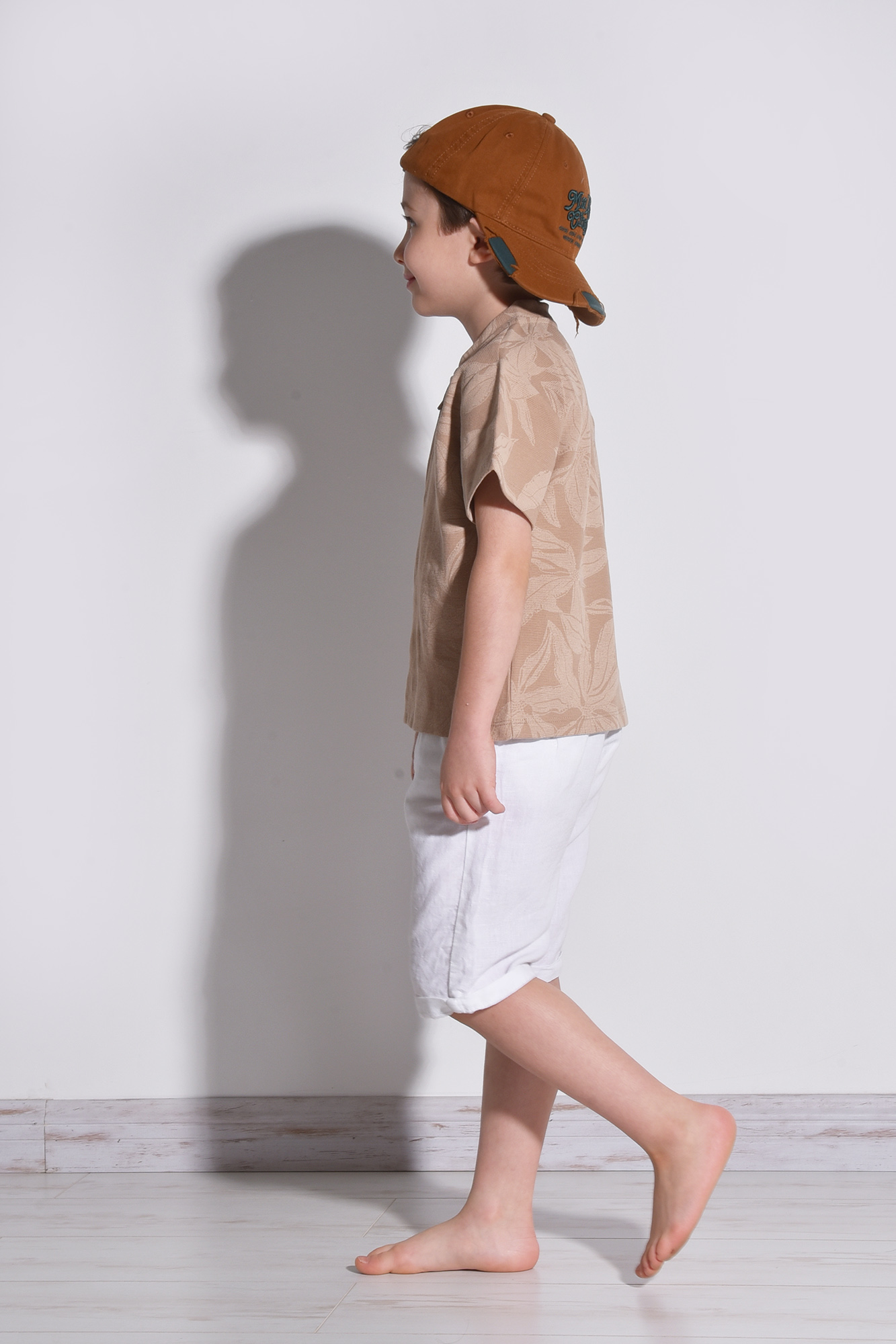 تیشرت آستین کوتاه طرحدار