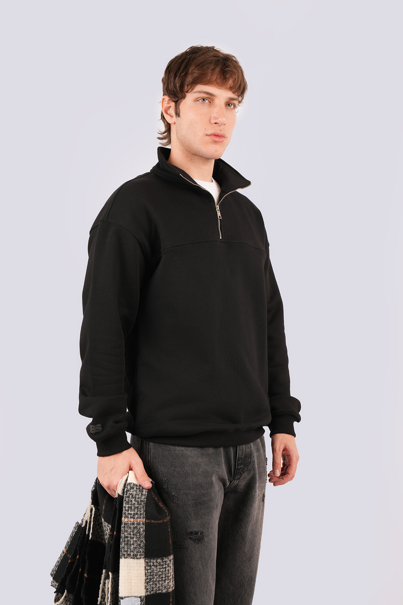 سوئیشرت نیم زیپ چاپ و گلدوزی