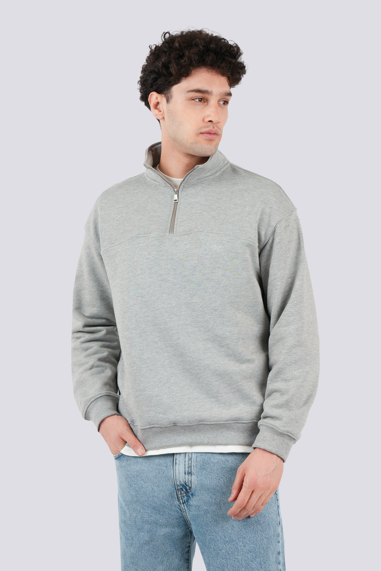 سوئیشرت نیم زیپ چاپ و گلدوزی