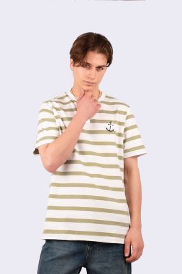 تیشرت آستین کوتاه گلدوزی