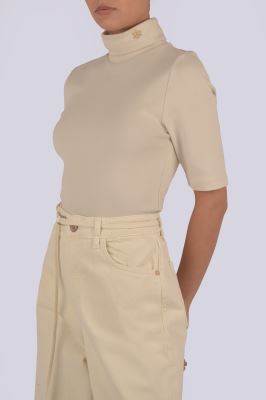 تیشرت آستین کوتاه یقه اسکی گلدوزی