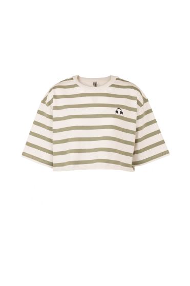 تیشرت آستین کوتاه گلدوزی